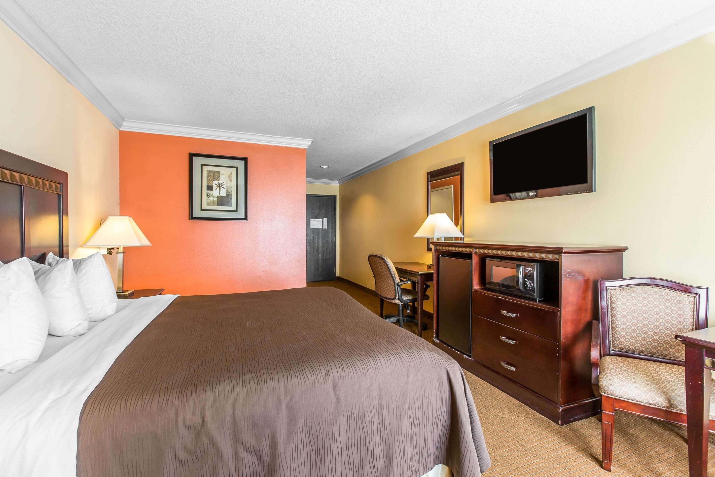 Quality Inn & Suites Bell Gardens-Los Angeles Εξωτερικό φωτογραφία