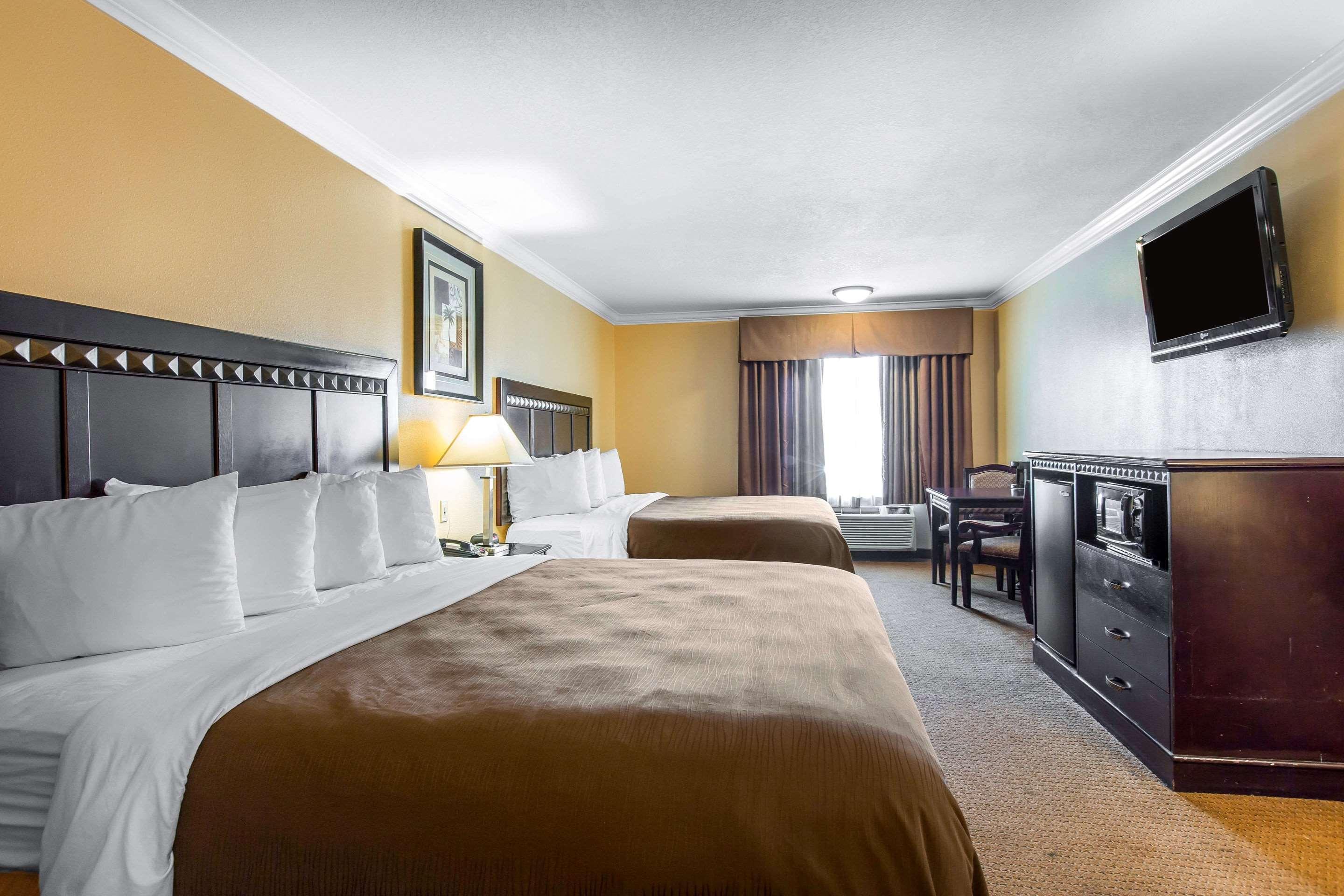 Quality Inn & Suites Bell Gardens-Los Angeles Εξωτερικό φωτογραφία