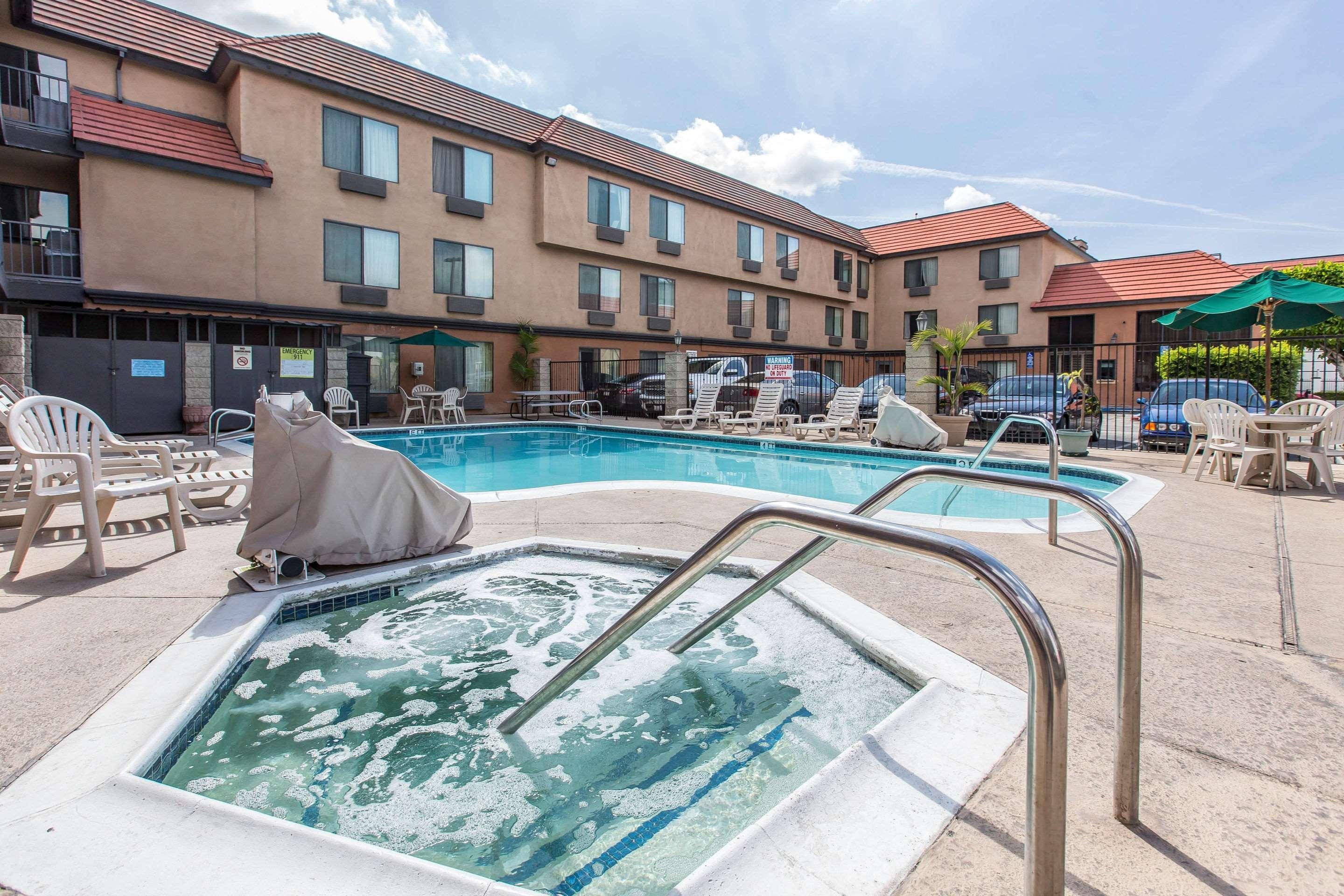 Quality Inn & Suites Bell Gardens-Los Angeles Εξωτερικό φωτογραφία