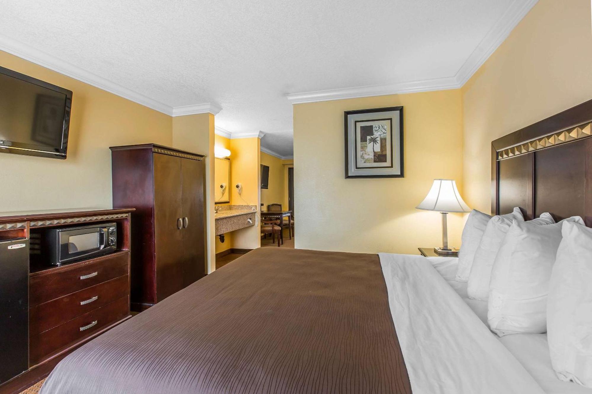 Quality Inn & Suites Bell Gardens-Los Angeles Εξωτερικό φωτογραφία