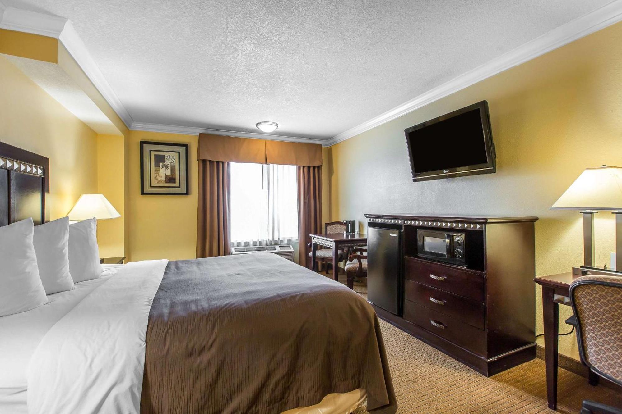 Quality Inn & Suites Bell Gardens-Los Angeles Εξωτερικό φωτογραφία