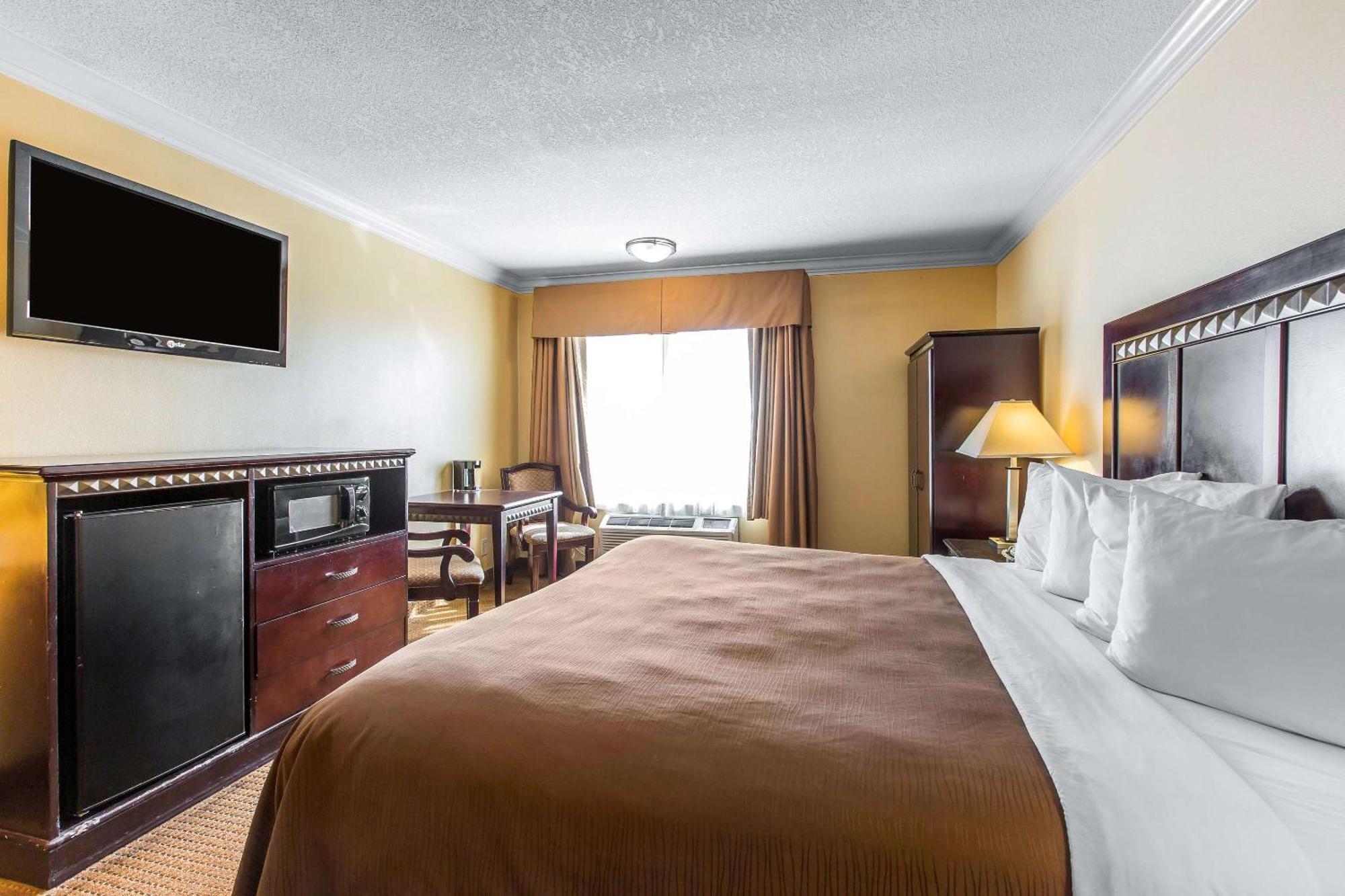 Quality Inn & Suites Bell Gardens-Los Angeles Εξωτερικό φωτογραφία
