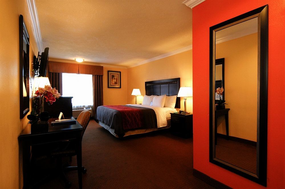 Quality Inn & Suites Bell Gardens-Los Angeles Εξωτερικό φωτογραφία